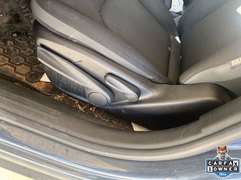 Used 2020 Jeep Renegade Altitude w/ UConnect 8.4 Nav Group image 10