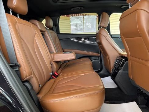 Used 2023 Lincoln Nautilus Reserve w/ Equipment Group 201A image 28