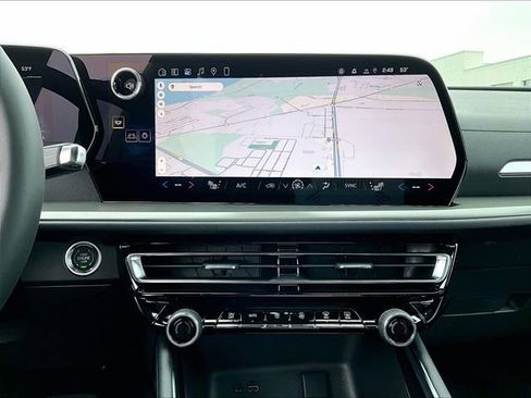 New 2026 Chevrolet Traverse LT w/ Sun and Wheel Package image 12