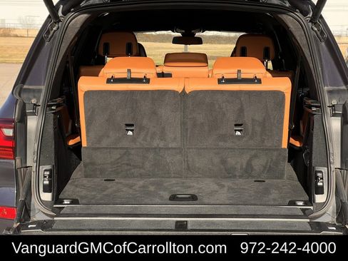 Used 2022 BMW X7 M50i w/ Cold Weather Package image 30