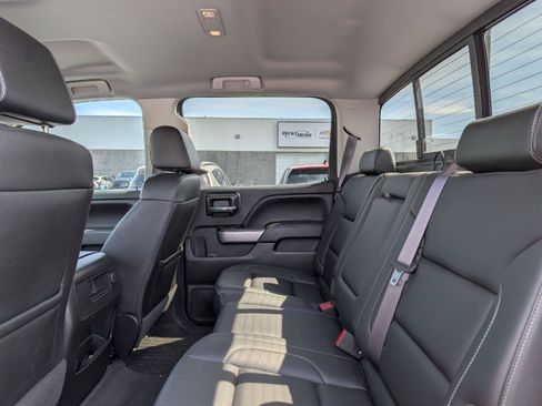 Used 2017 Chevrolet Silverado 1500 LTZ Z71 w/ LTZ Plus Package AWD/4WD image 9