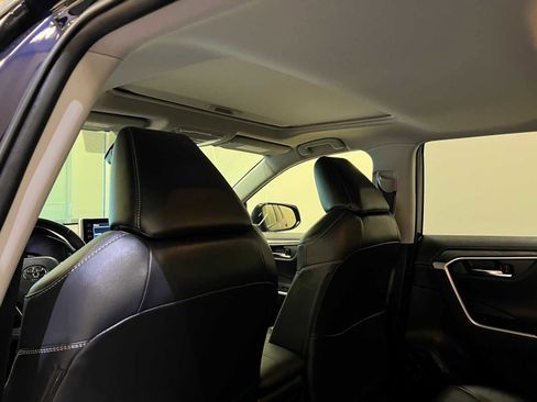 Certified 2021 Toyota RAV4 Limited image 12