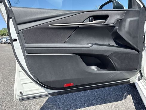 Used 2025 Toyota Camry LE FWD image 13