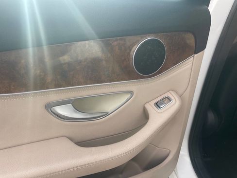 Used 2015 Mercedes-Benz C 300 4MATIC Sedan image 13