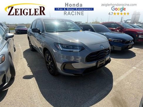 Used 2024 Honda HR-V Sport image 1