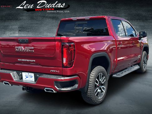Certified 2022 GMC Sierra 1500 AT4 w/ AT4 Preferred Package AWD/4WD image 4