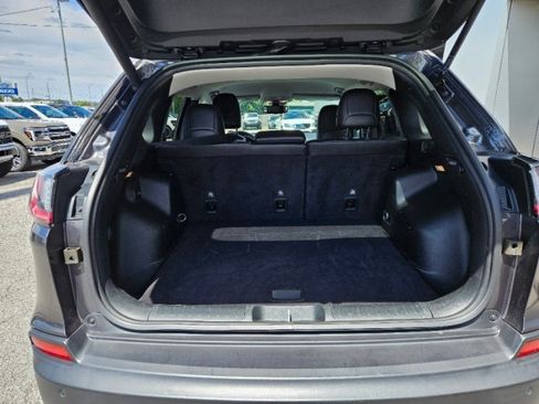 Used 2023 Jeep Cherokee Altitude Lux image 10