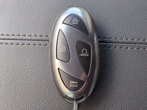 Used 2025 Hyundai Santa Cruz SEL image 34