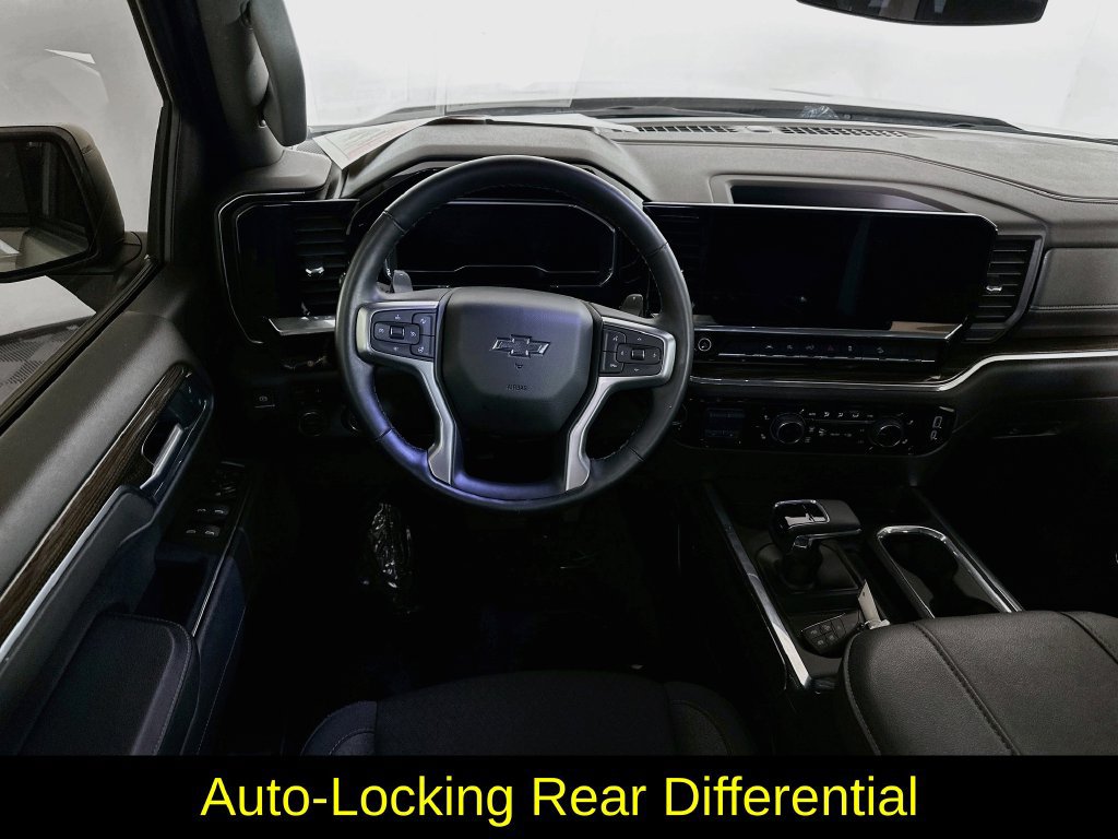 Used 2025 Chevrolet Silverado 1500 RST w/ Z71 Off-Road Package AWD/4WD image 29