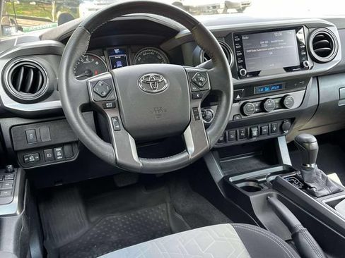 Used 2021 Toyota Tacoma 2WD Double Cab image 14