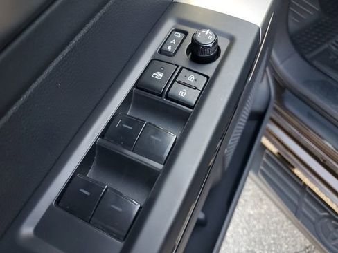 Used 2023 Toyota Tundra Limited image 23