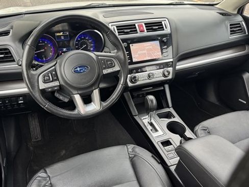 Used 2017 Subaru Legacy 3.6R Limited AWD/4WD image 9
