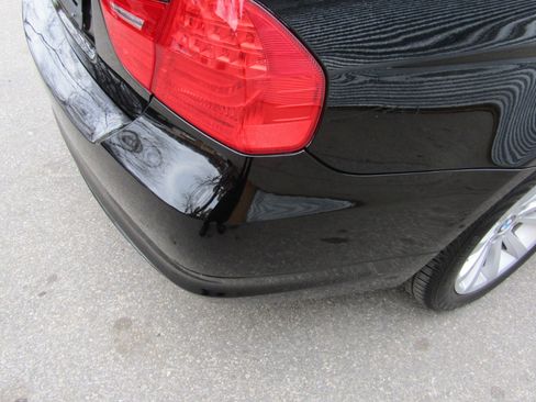 Used 2011 BMW 328i xDrive Sedan image 16