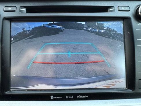 Used 2017 Toyota Highlander XLE AWD/4WD image 21