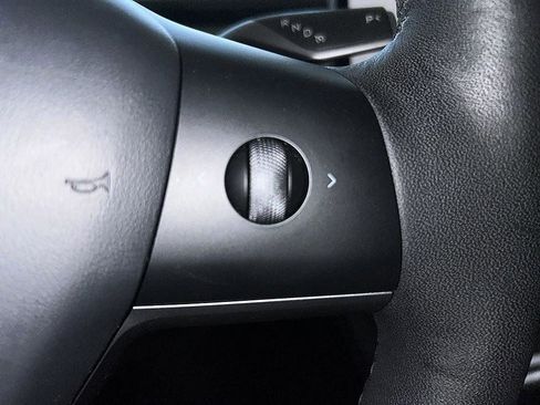 Used 2022 Tesla Model 3 Long Range AWD/4WD image 11