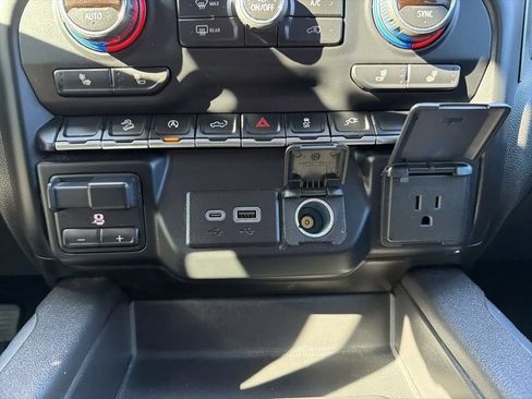 Used 2020 Chevrolet Silverado 1500 RST w/ Texas Edition AWD/4WD image 47