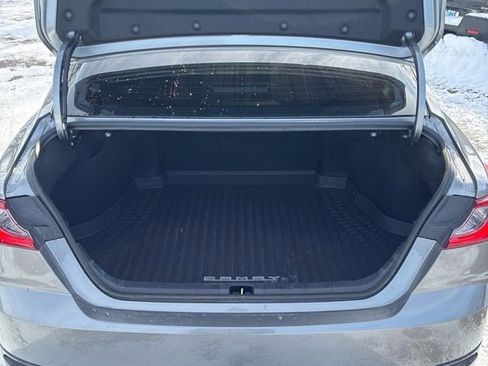 Used 2025 Toyota Camry XLE image 20