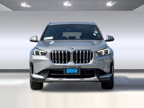Used 2025 BMW X1 xDrive28i w/ Convenience Package AWD/4WD image 5