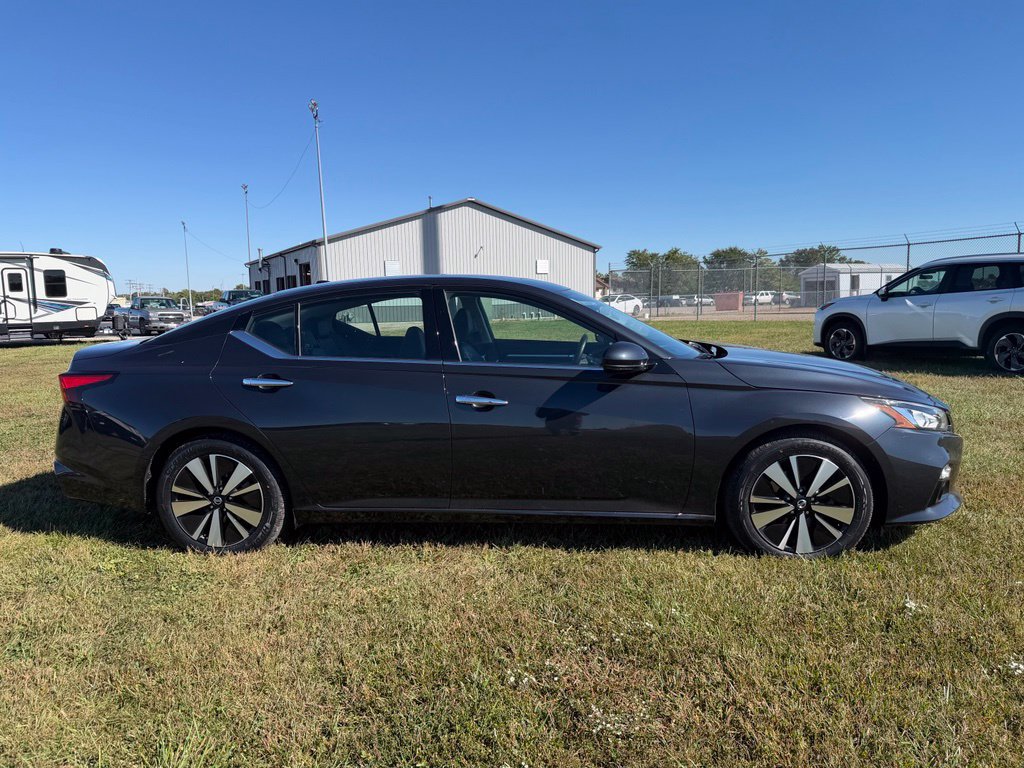 Used 2019 Nissan Altima 2.5 SL FWD image 4