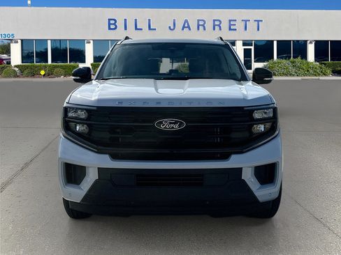 New 2025 Ford Expedition Active image 2