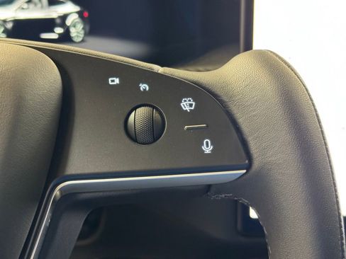 Used 2021 Tesla Model S Plaid image 33