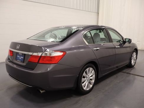 Used 2015 Honda Accord EX image 8