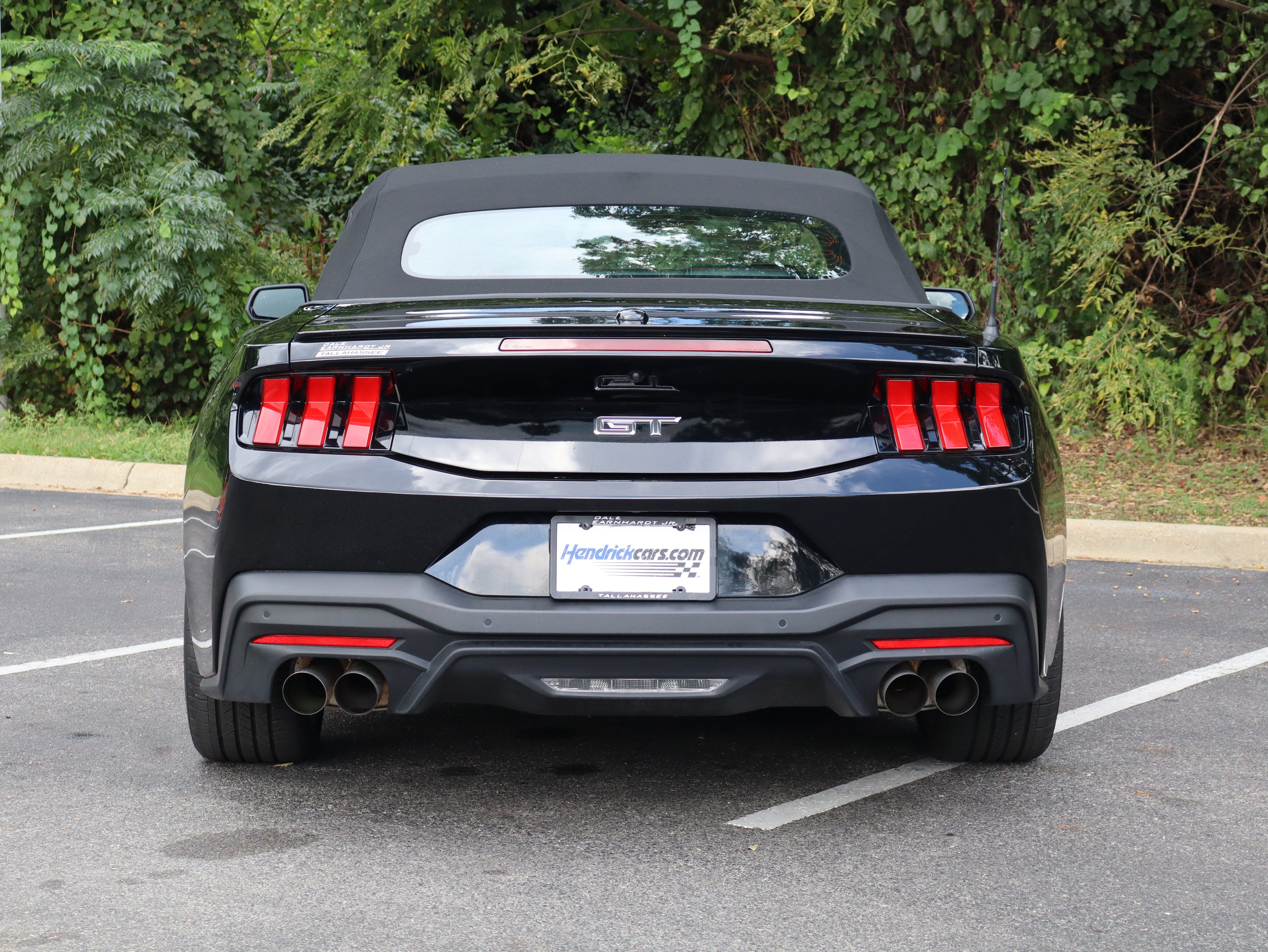 Used 2025 Ford Mustang GT Premium RWD image 8