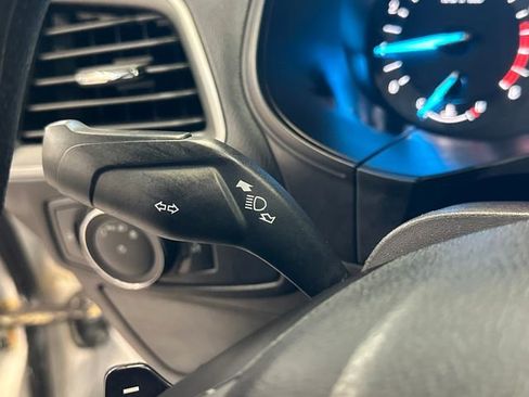Used 2018 Ford Edge SE AWD/4WD image 32