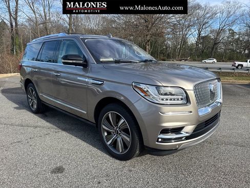 Used 2019 Lincoln Navigator Reserve w/ Cargo Package image 1