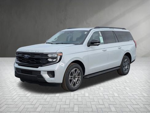 New 2026 Ford Expedition Max Active image 2