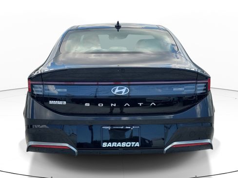 Used 2024 Hyundai Sonata SEL w/ Convenience Package FWD image 5