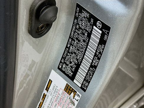 Used 2004 Toyota Prius image 12