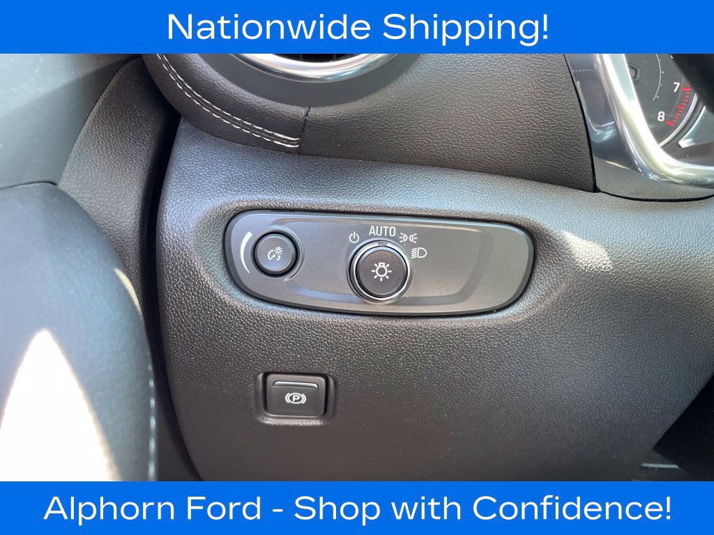 Used 2024 Chevrolet Blazer LT w/ Convenience Package AWD/4WD image 25
