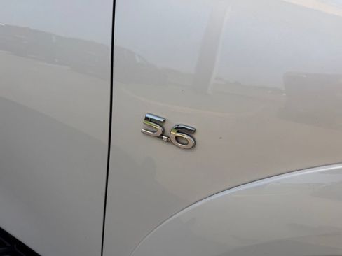 Used 2018 INFINITI QX80 2WD w/ Driver Assistance Package image 8