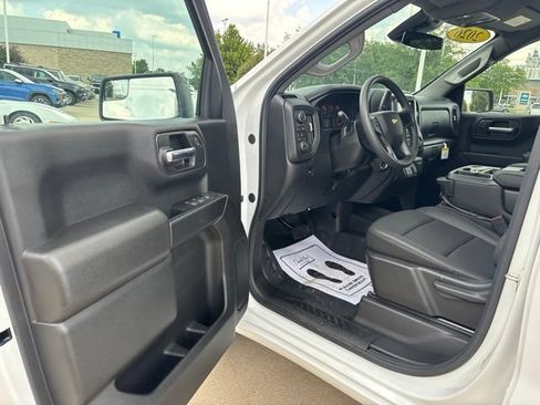 New 2026 Chevrolet Silverado 1500 W/T w/ WT Value Package AWD/4WD image 18