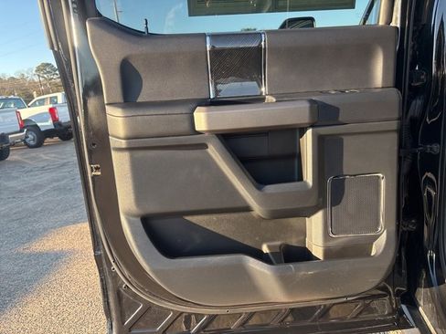 Used 2022 Ford F250 Platinum w/ Tremor Off-Road Package image 12