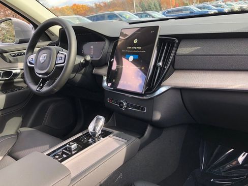 New 2026 Volvo XC90 B6 Ultra w/ Protection Package AWD/4WD image 18