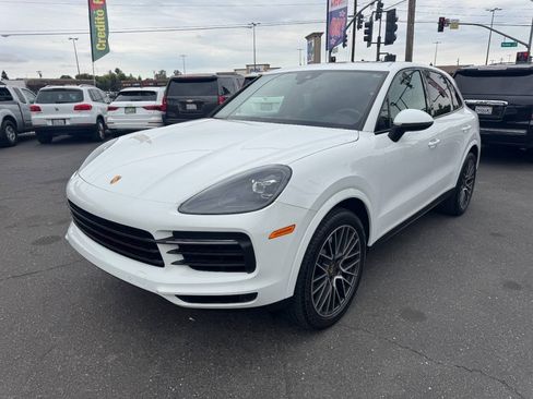 Used 2020 Porsche Cayenne AWD/4WD image 4