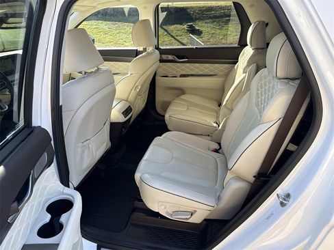 Used 2020 Hyundai Palisade Limited w/ Winter Weather Package image 19