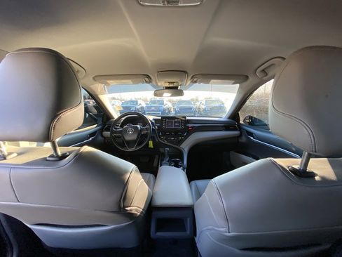 Used 2023 Toyota Camry SE image 23