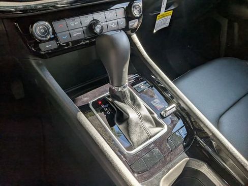 New 2026 Jeep Compass Limited image 15