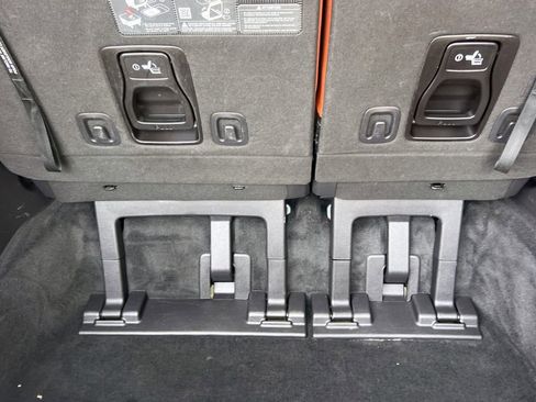 Used 2024 Kia Carnival SX FWD image 17