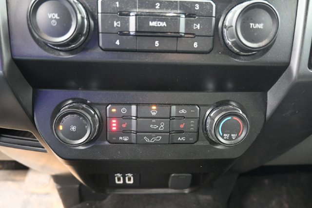 Used 2019 Ford F150 XLT w/ Equipment Group 302A Luxury AWD/4WD image 23