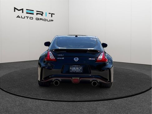 Used 2019 Nissan 370Z NISMO image 8
