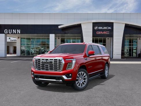 New 2026 GMC Yukon XL Denali w/ Sun & Power Step Package AWD/4WD image 8