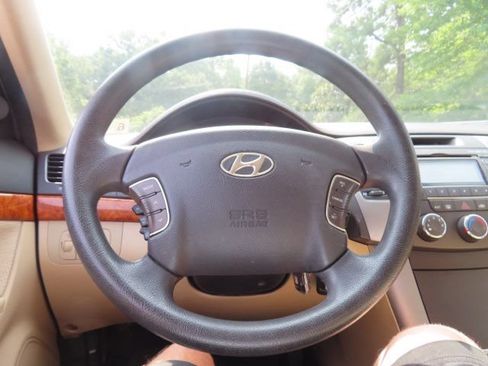 Used 2009 Hyundai Sonata GLS FWD image 29