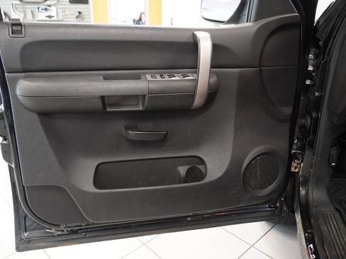 Used 2009 Chevrolet Silverado 1500 LT w/ Power Pack Plus AWD/4WD image 15