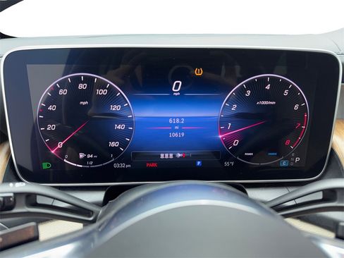 Used 2024 Mercedes-Benz GLC 300 image 28