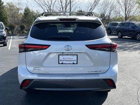 Used 2021 Toyota Highlander Limited image 5