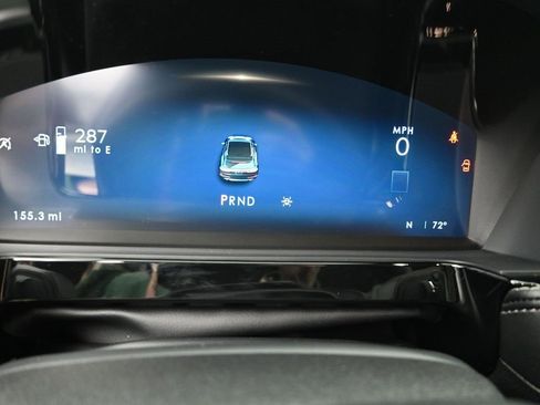 New 2026 Lincoln Corsair Premiere image 13